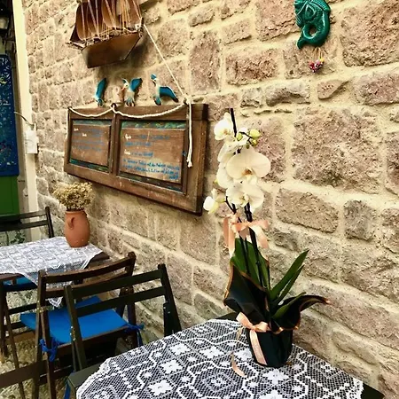 Hotell Rebetiko Ayvalı