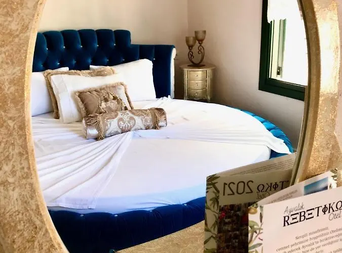 Rebetiko 酒店 *