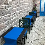 Отель Rebetiko *