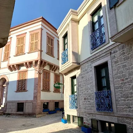 Hotel Rebetiko *