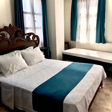 Hotel Rebetiko *