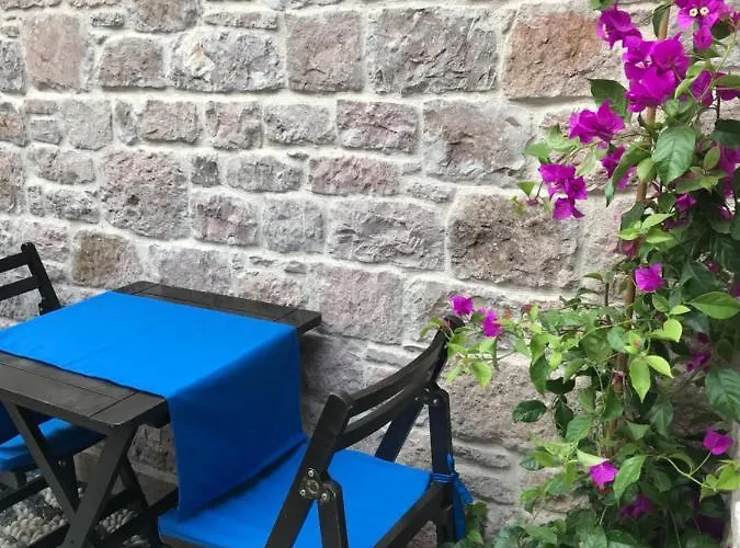 Szálloda Rebetiko *